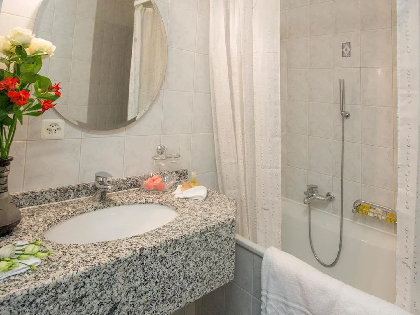 Los Lorentes Residences - Bulle