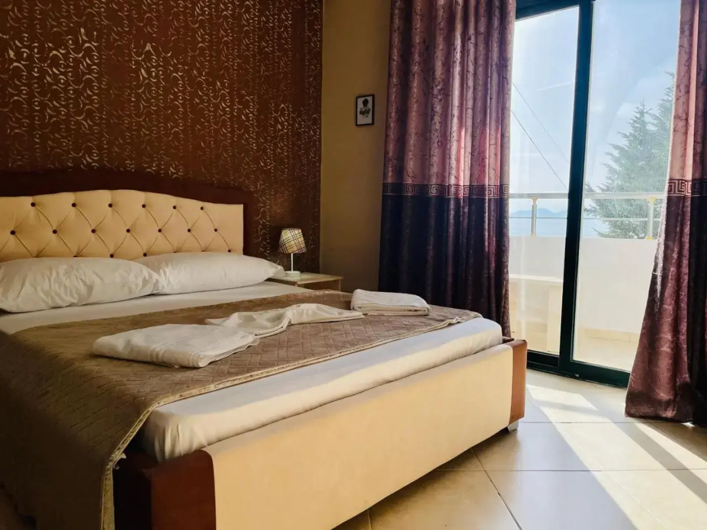 Viola Hotel