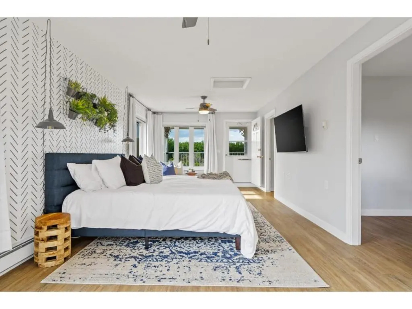 The Riverside I Patio & BBQ I Fire pit I Sleeps 17