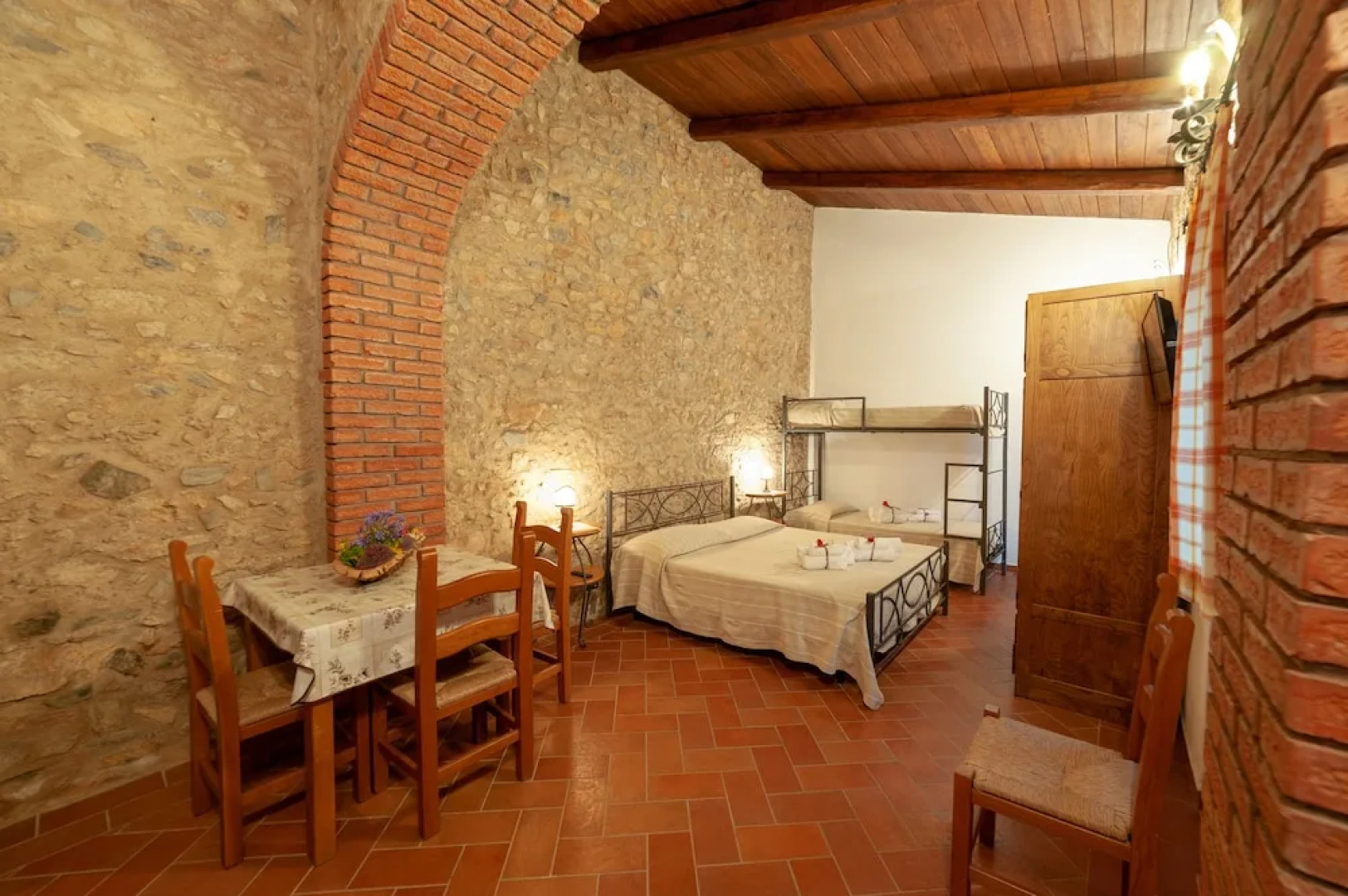 Le Terre Di San Leonardo