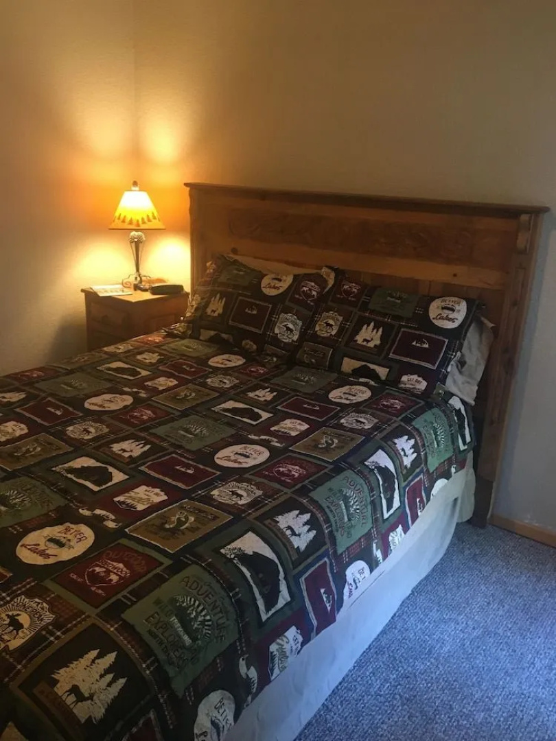 The Lodge at Lazy Bear Retreat