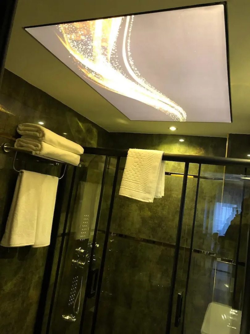 Antique Art Residence