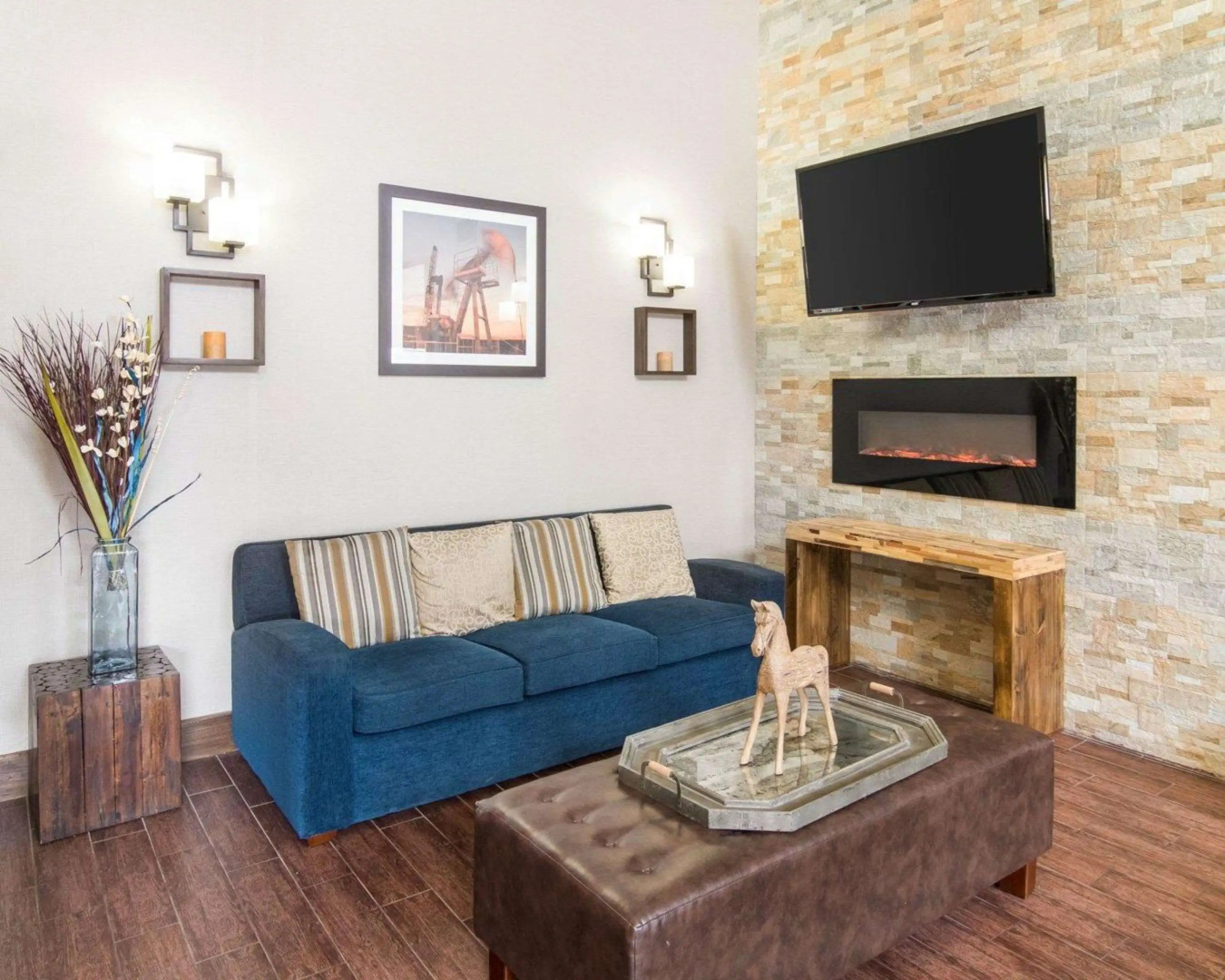 Comfort Suites Odessa near University