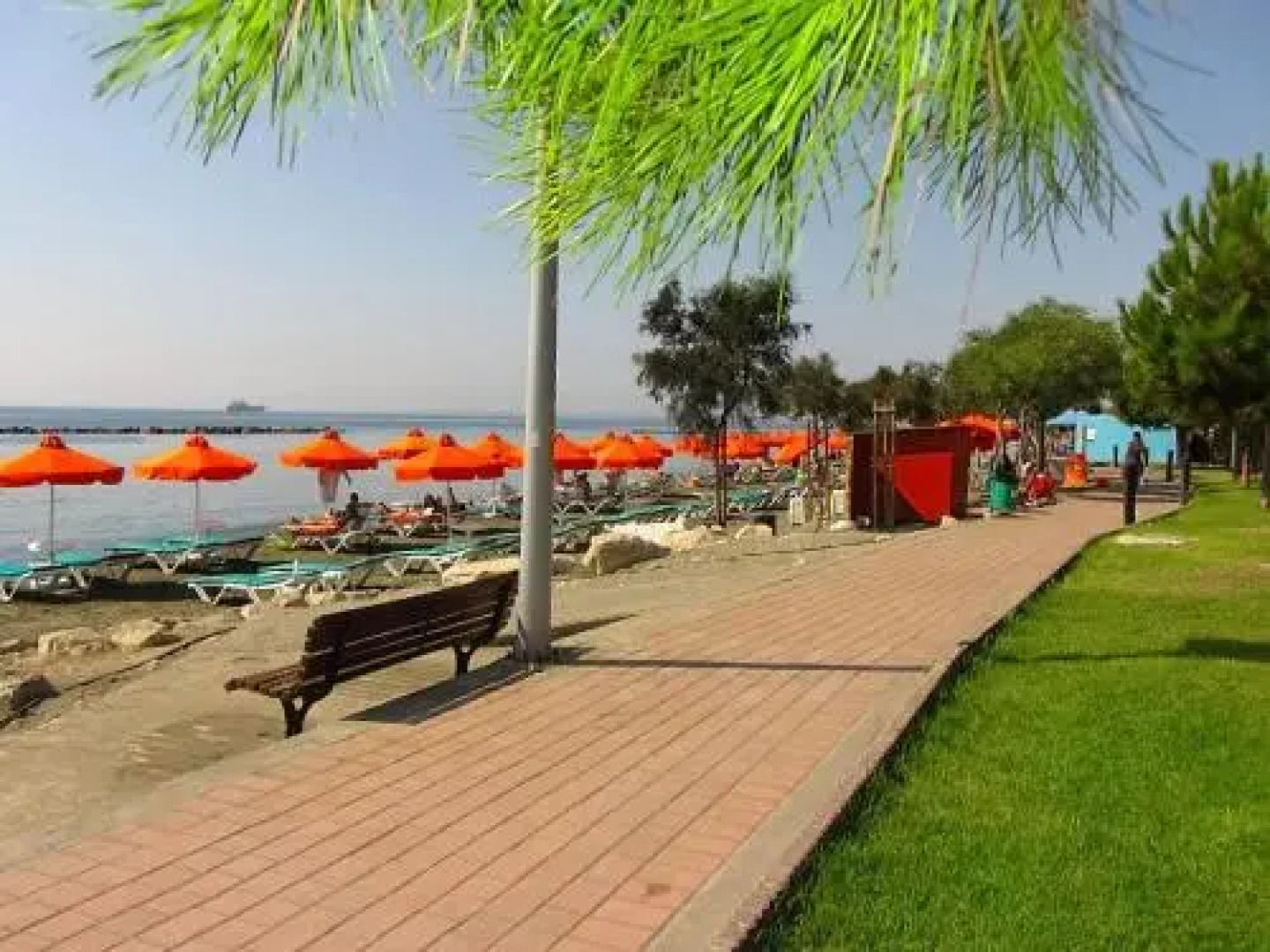 Spectacular 3 Bed Apartment