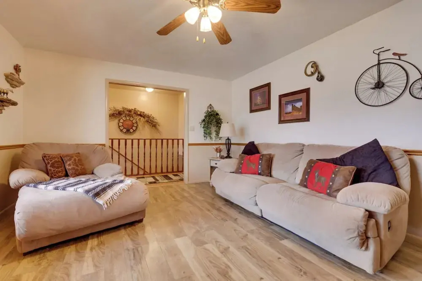 Parowan Escape With 2 Game Rooms, Deck & Yard!