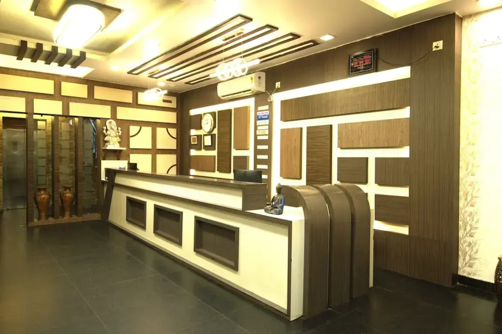 Biznotel by Pride Deoghar