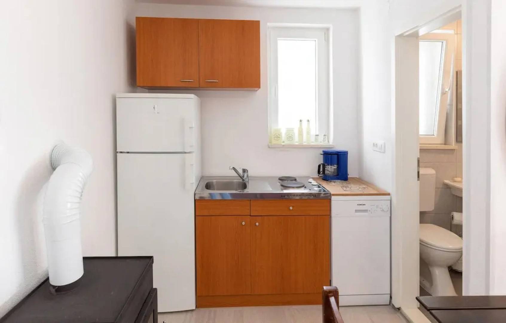 Stunning Home in Komarna With 2 Bedrooms and Wifi