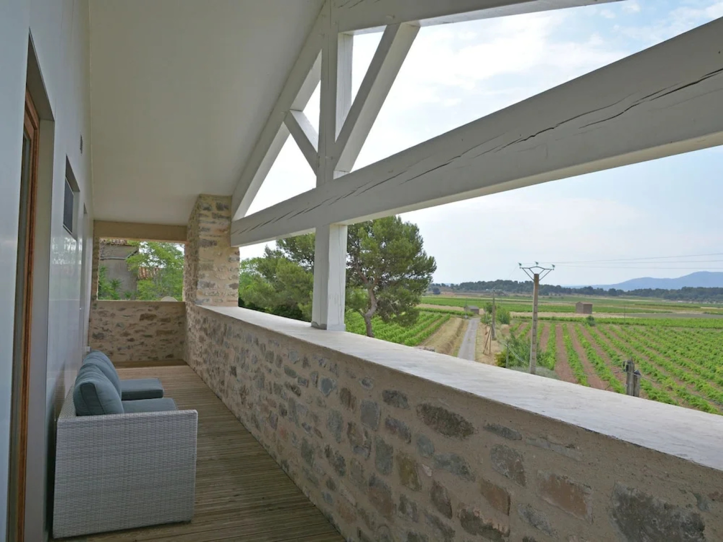 18th Century Farmhouse on a Domain of 1.2 ha With Vineyard, Private Swimming Pool, and Pool House