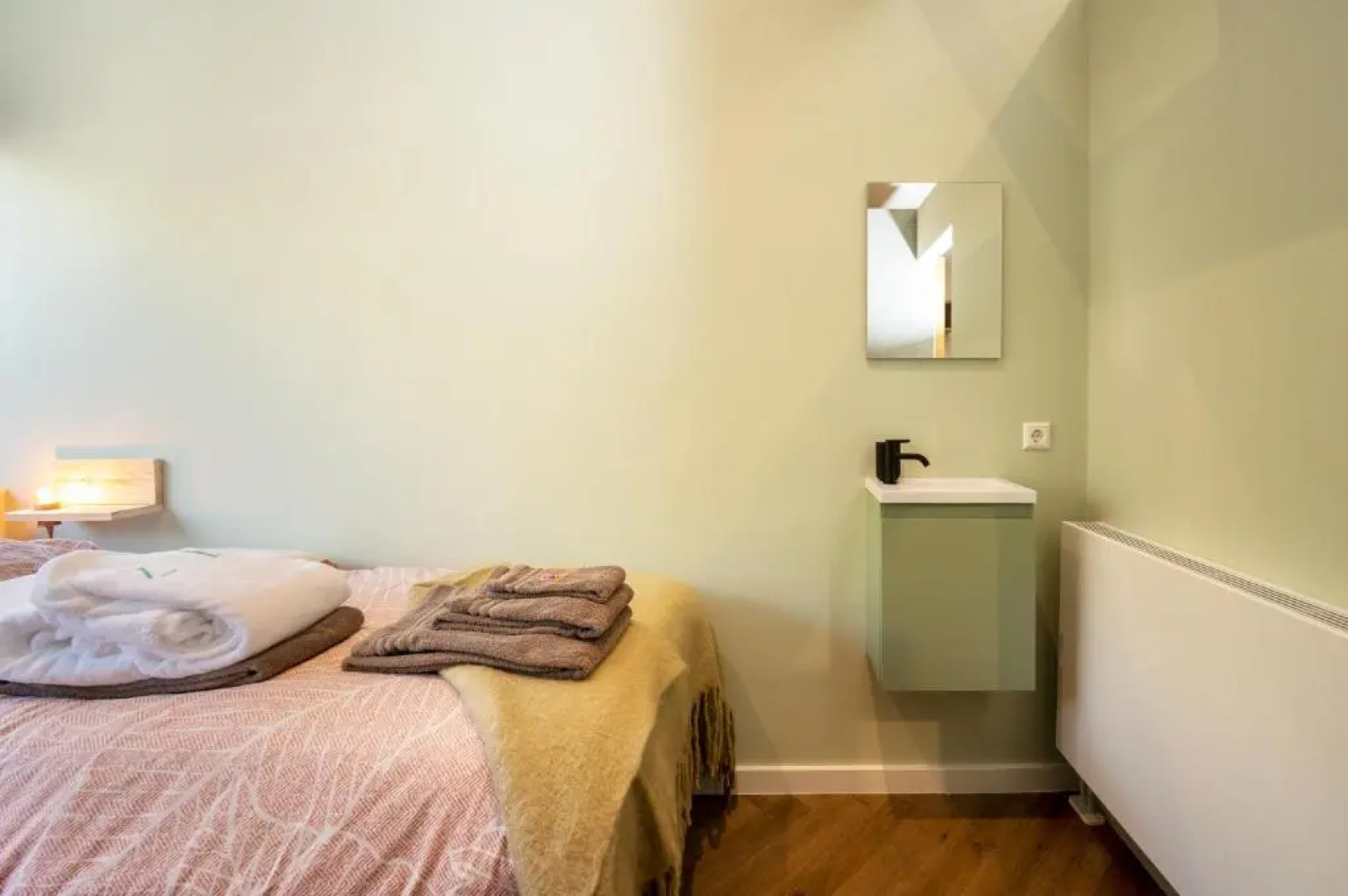 ZEN-Bungalow NO 3 met sauna en hottub