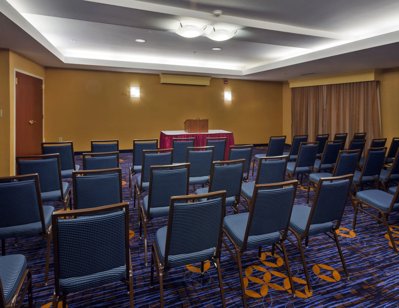 Courtyard by Marriott Winston-Salem Hanes Mall