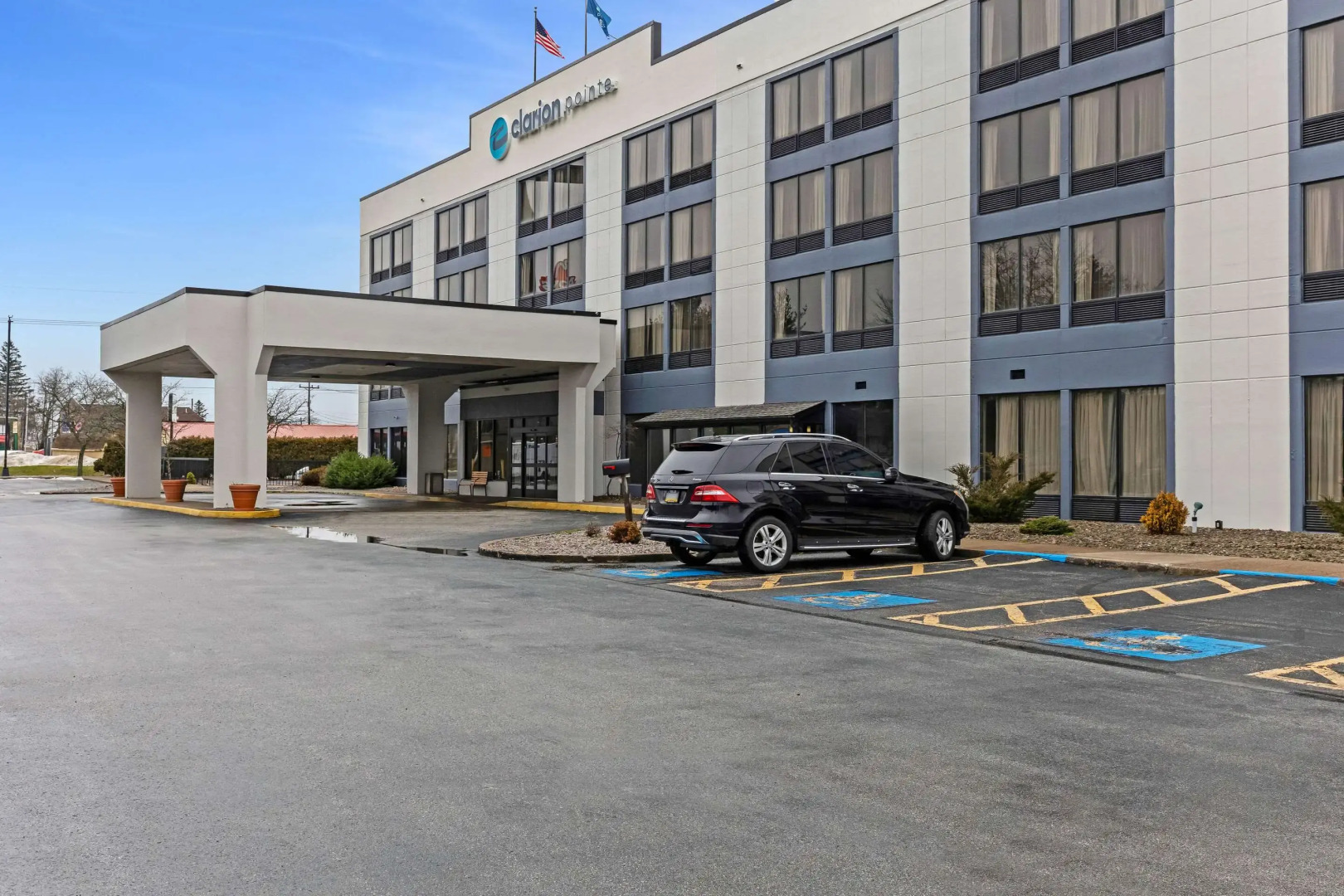 Clarion Pointe Near Erie Casino