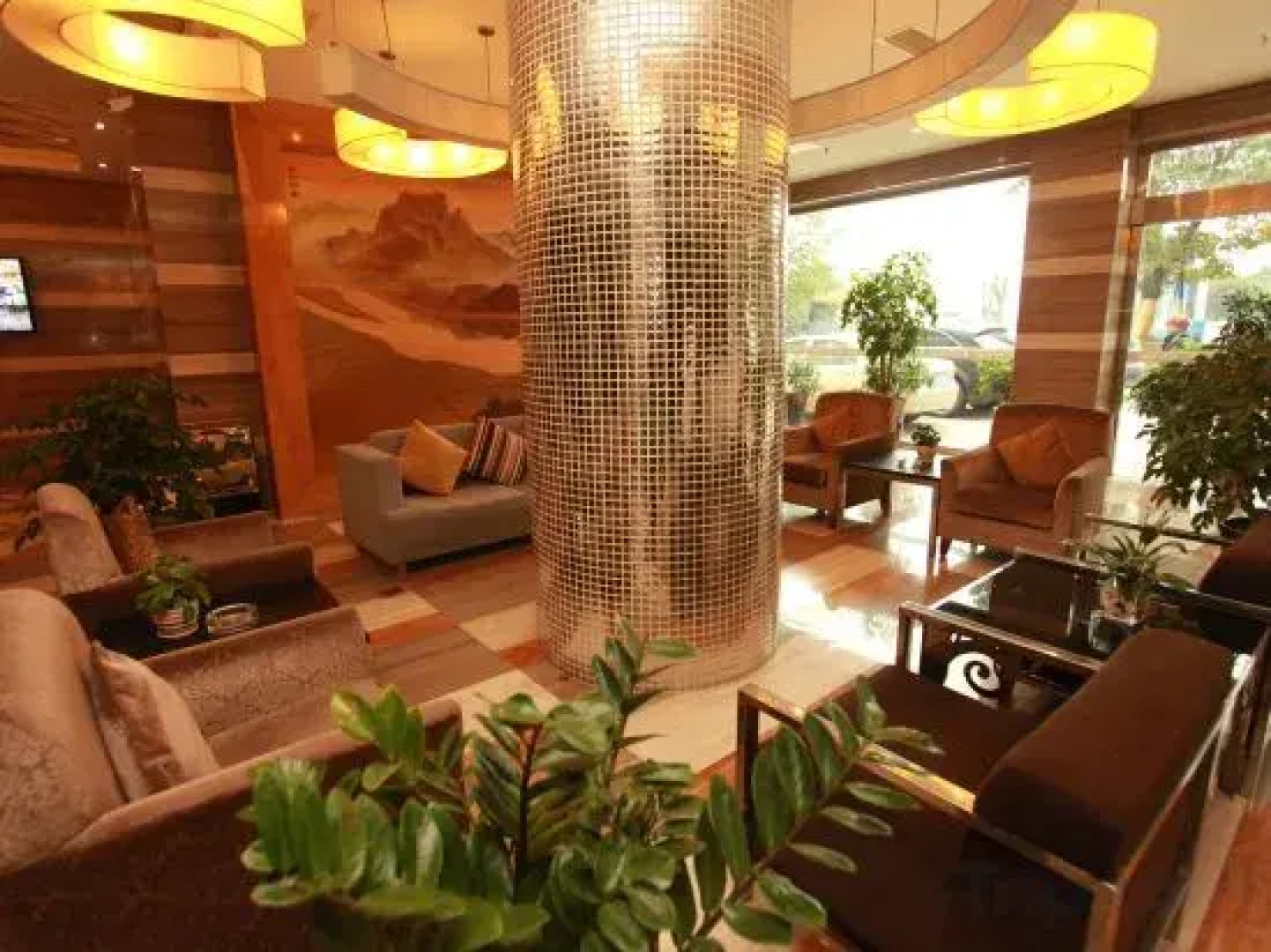 Pengshan Jiaxiang Business Hotel