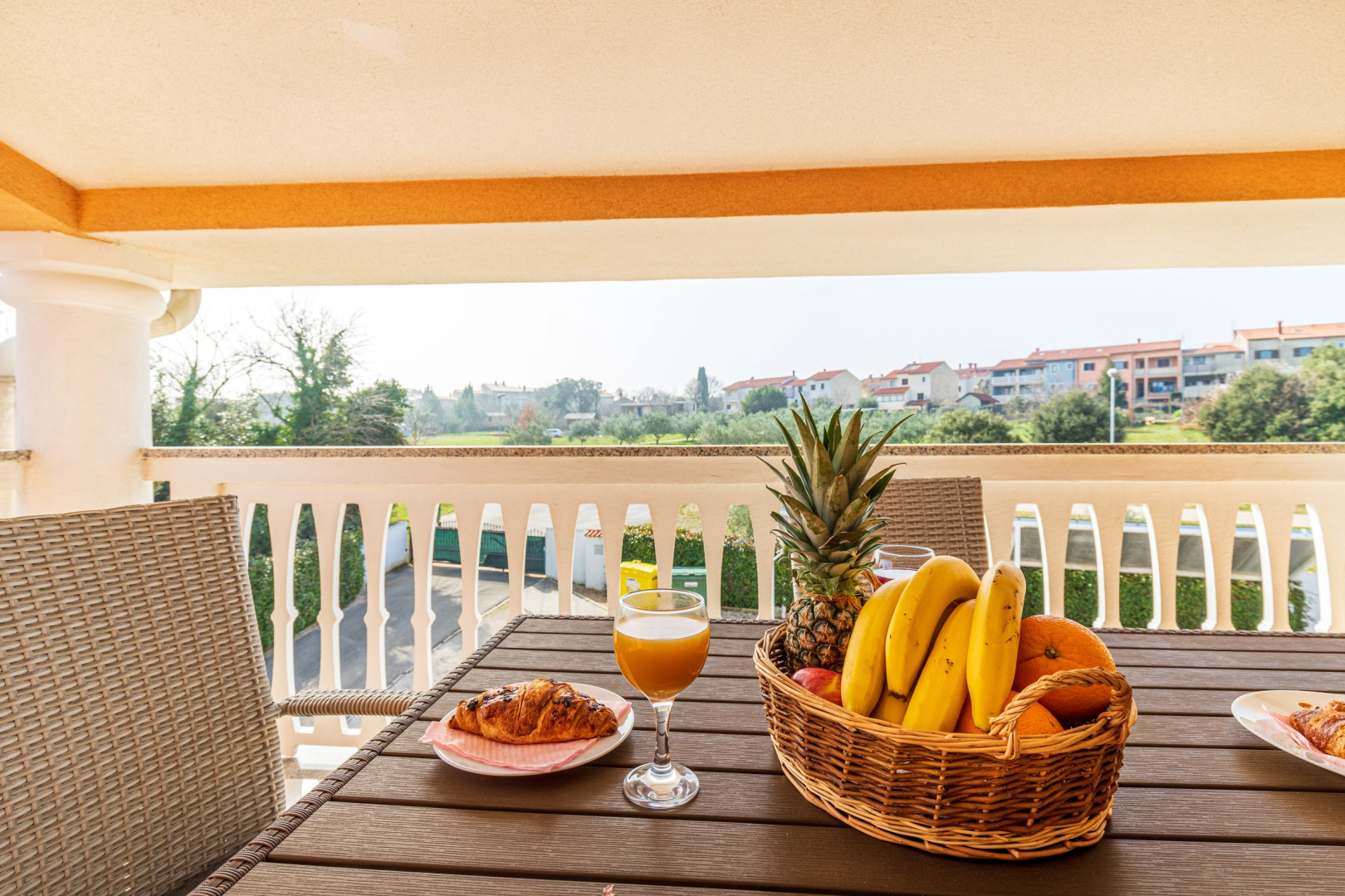 Pool Apartment Suzi 5