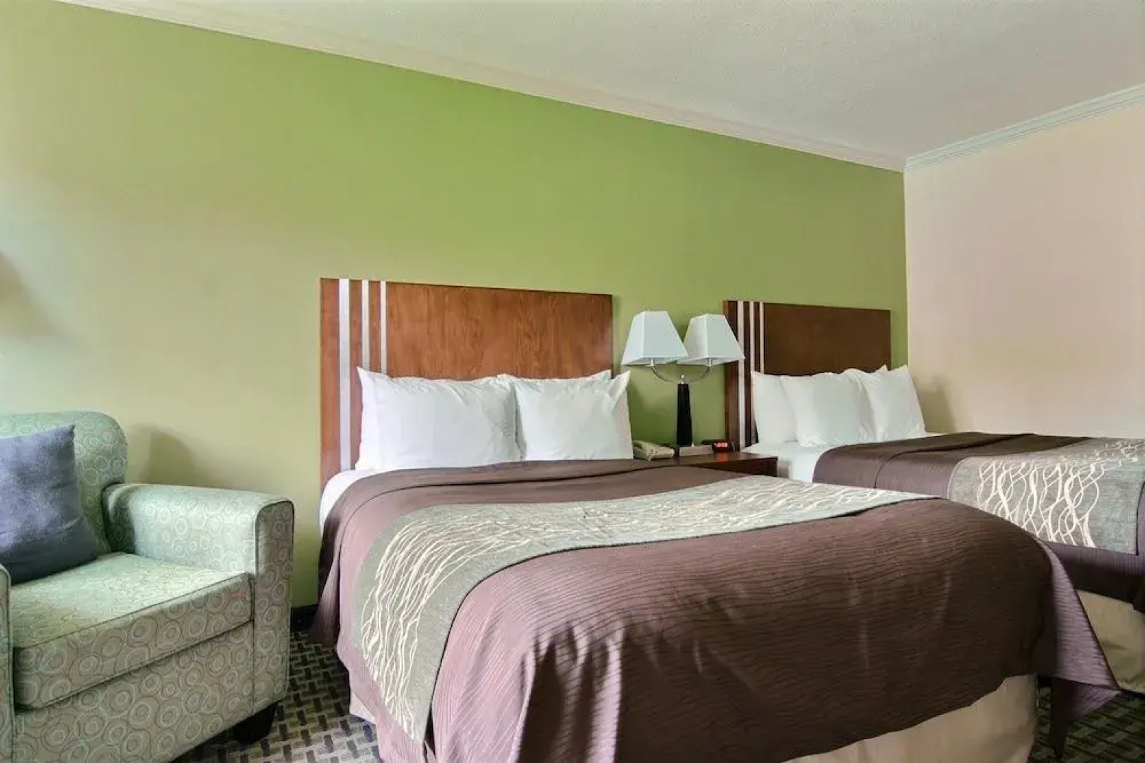 Days Inn By Wyndham Austintown