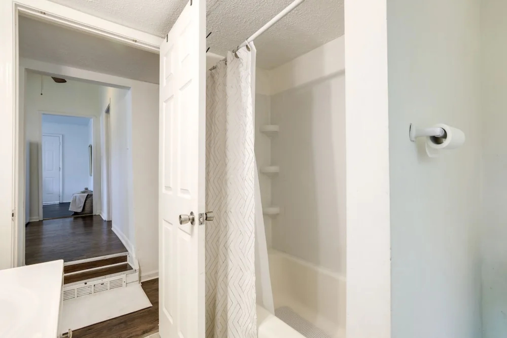 Historic Lawrenceville Home: 32 Mi to Atlanta!