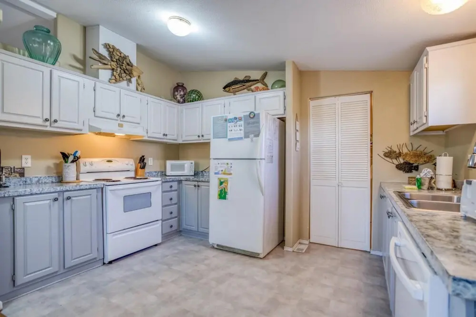 Crow's Coastal Cottage