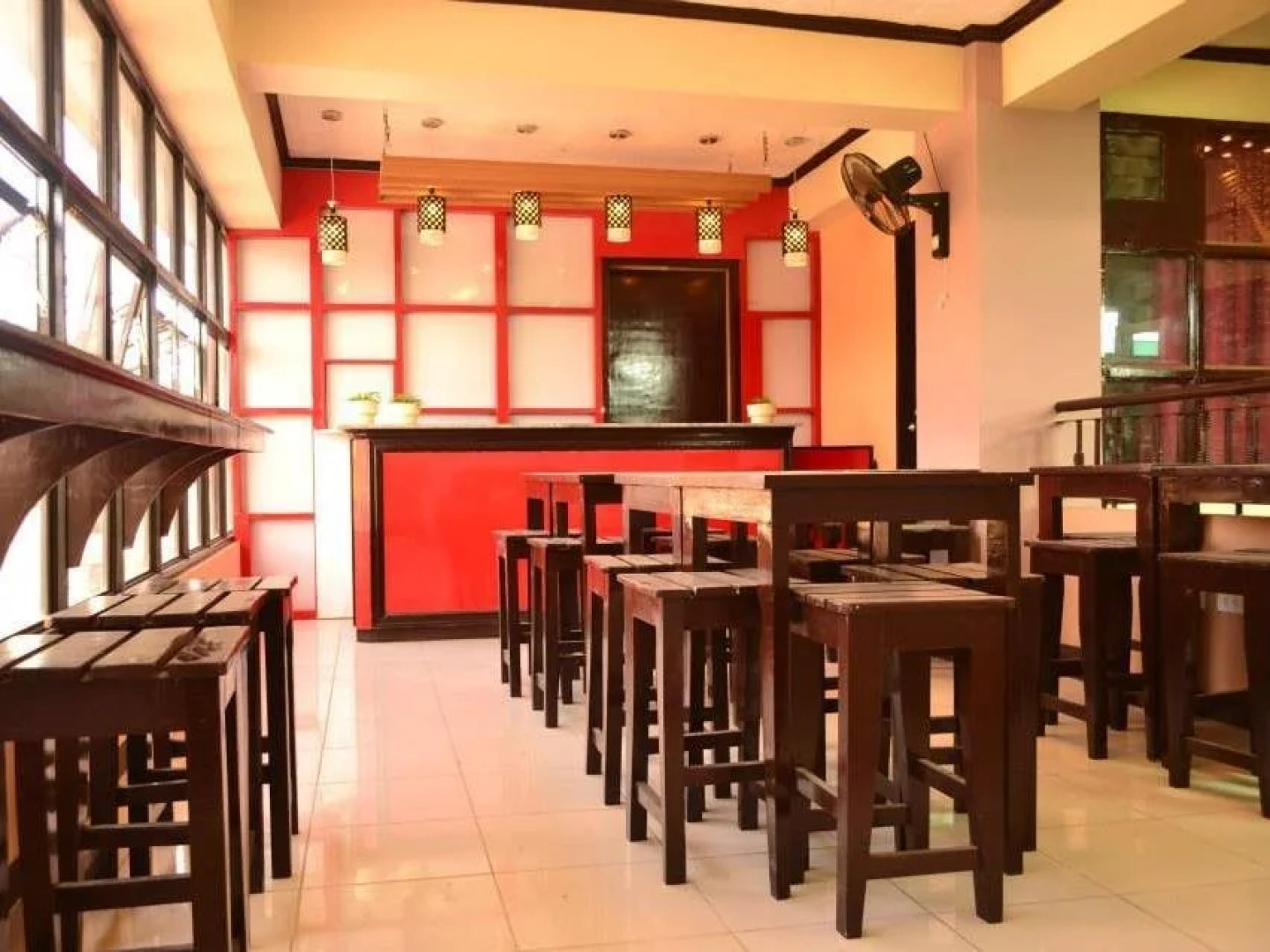 Berlay Backpackers and Tourists Inn