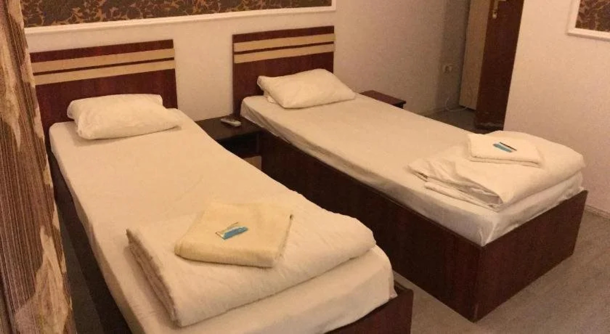 Hotel Lexus - Fost Cosmin