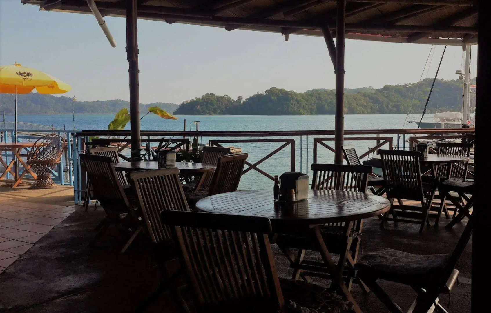 Fish Hook Marina & Lodge