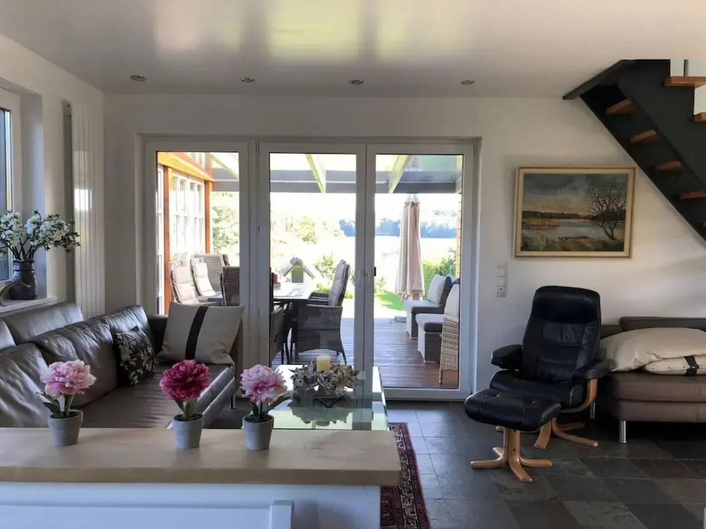 Schaal Lake Residence