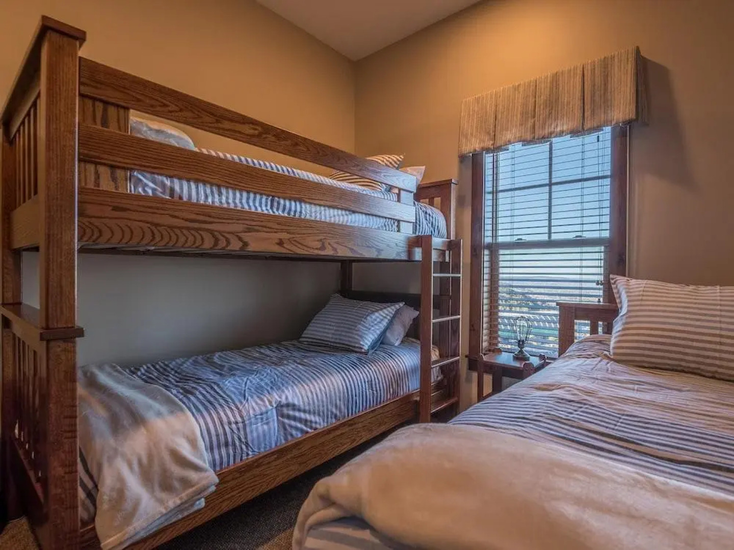 3 Br: Soaring Eagle 404