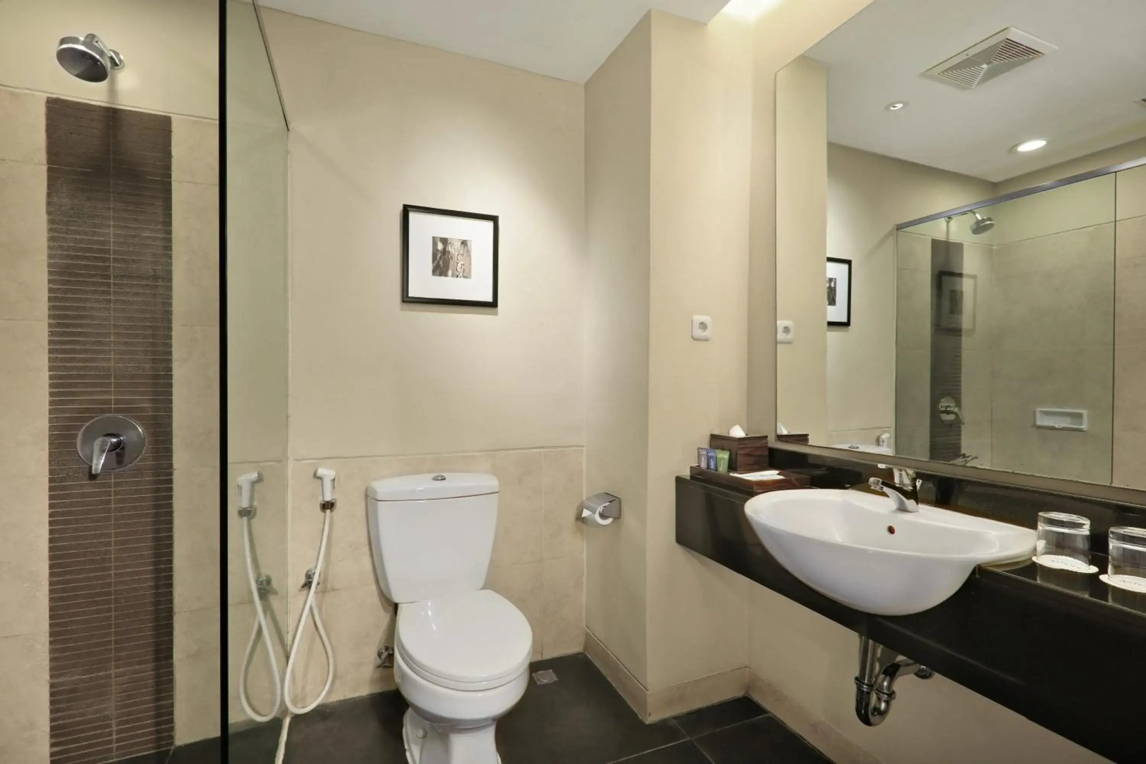 Aston Tanjung City Hotel