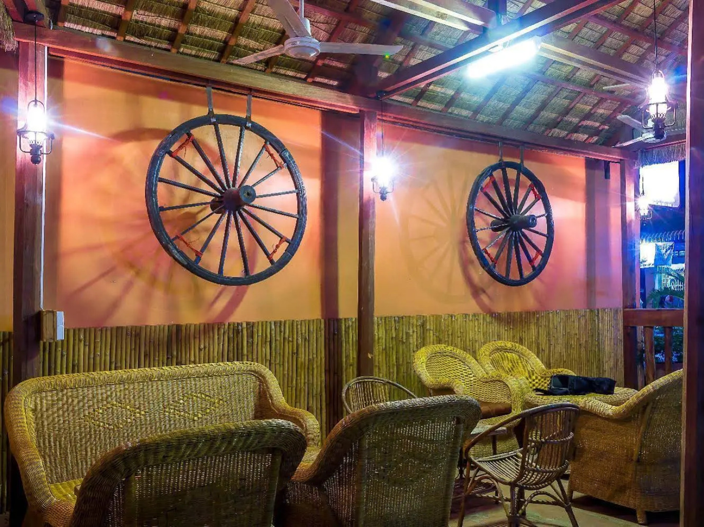 Blossoming Romduol Boutique - Hostel