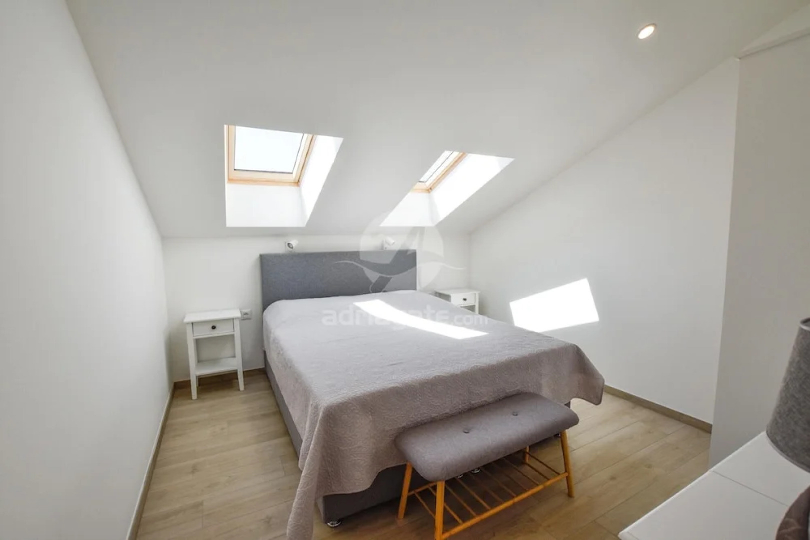 Apartments and Room Danijel