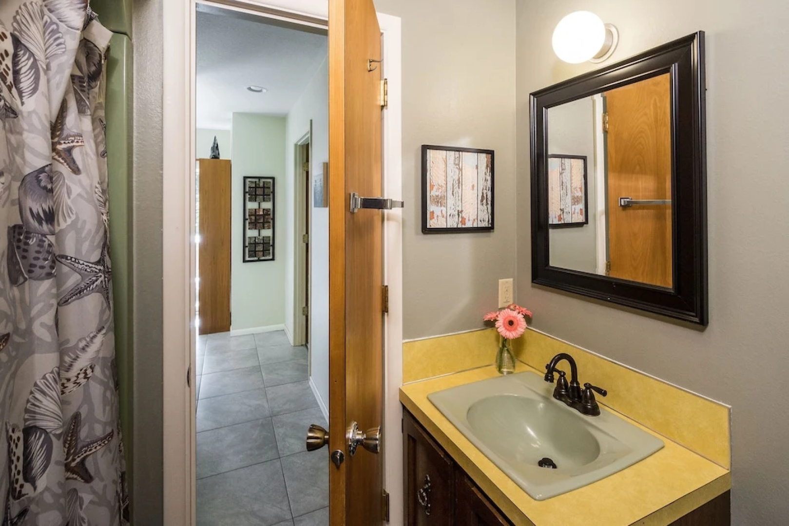Neah-kah-nie Treasure by Avantstay Secluded in Lush Greenery w/ Ocean Views & Hot Tub