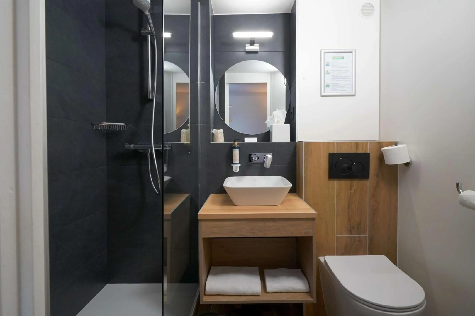 BEST WESTERN The Hotel Versailles