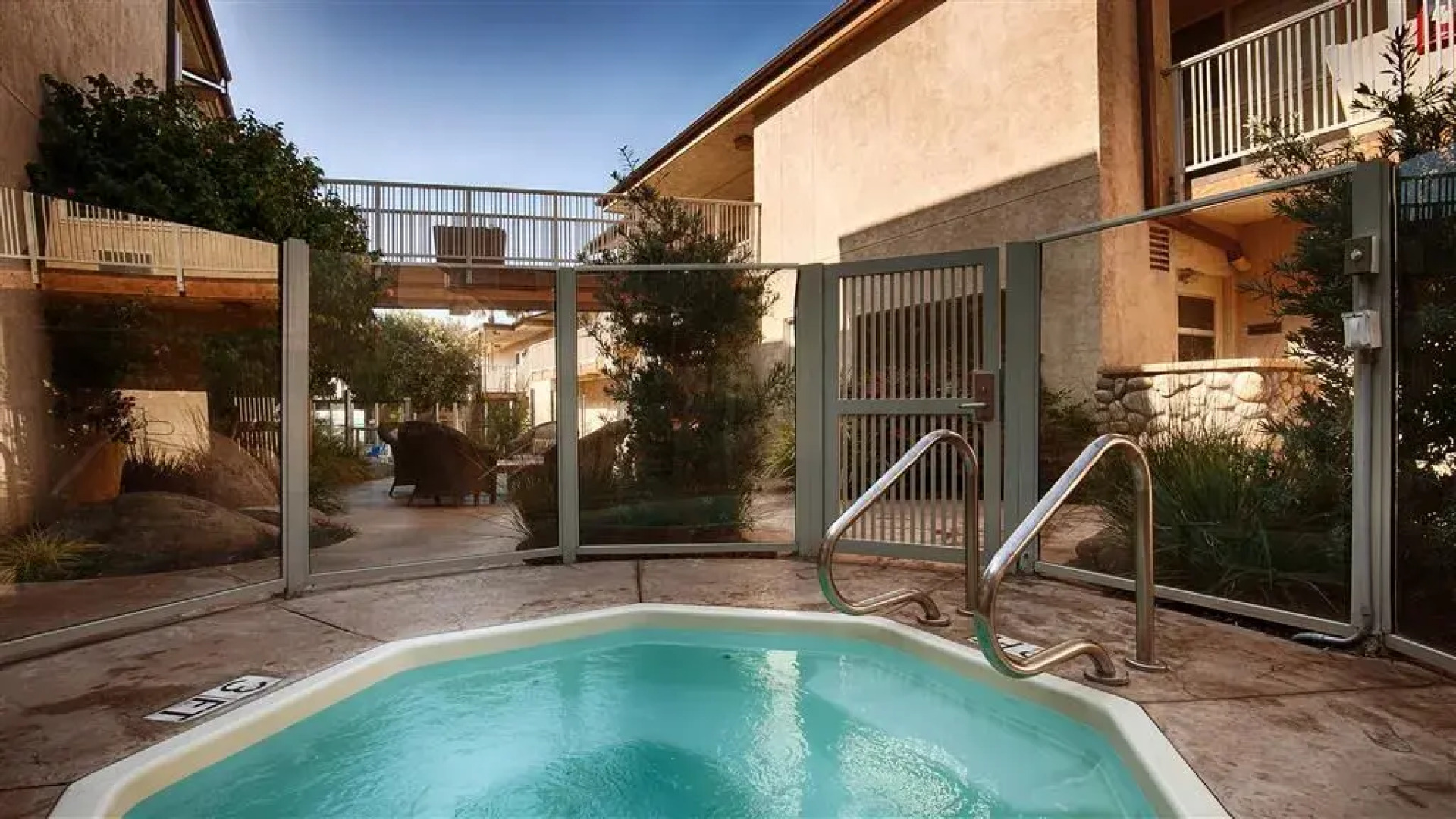 Best Western Plus Beach View Lodge Carlsbad