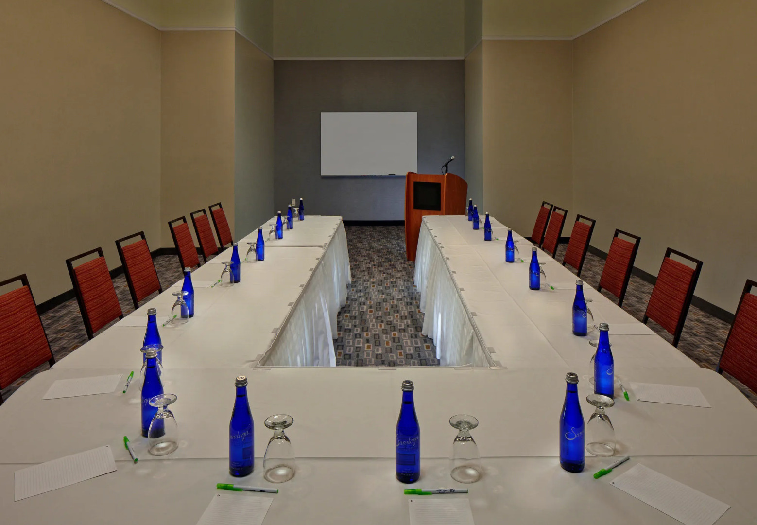 Courtyard by Marriott Hartford Cromwell