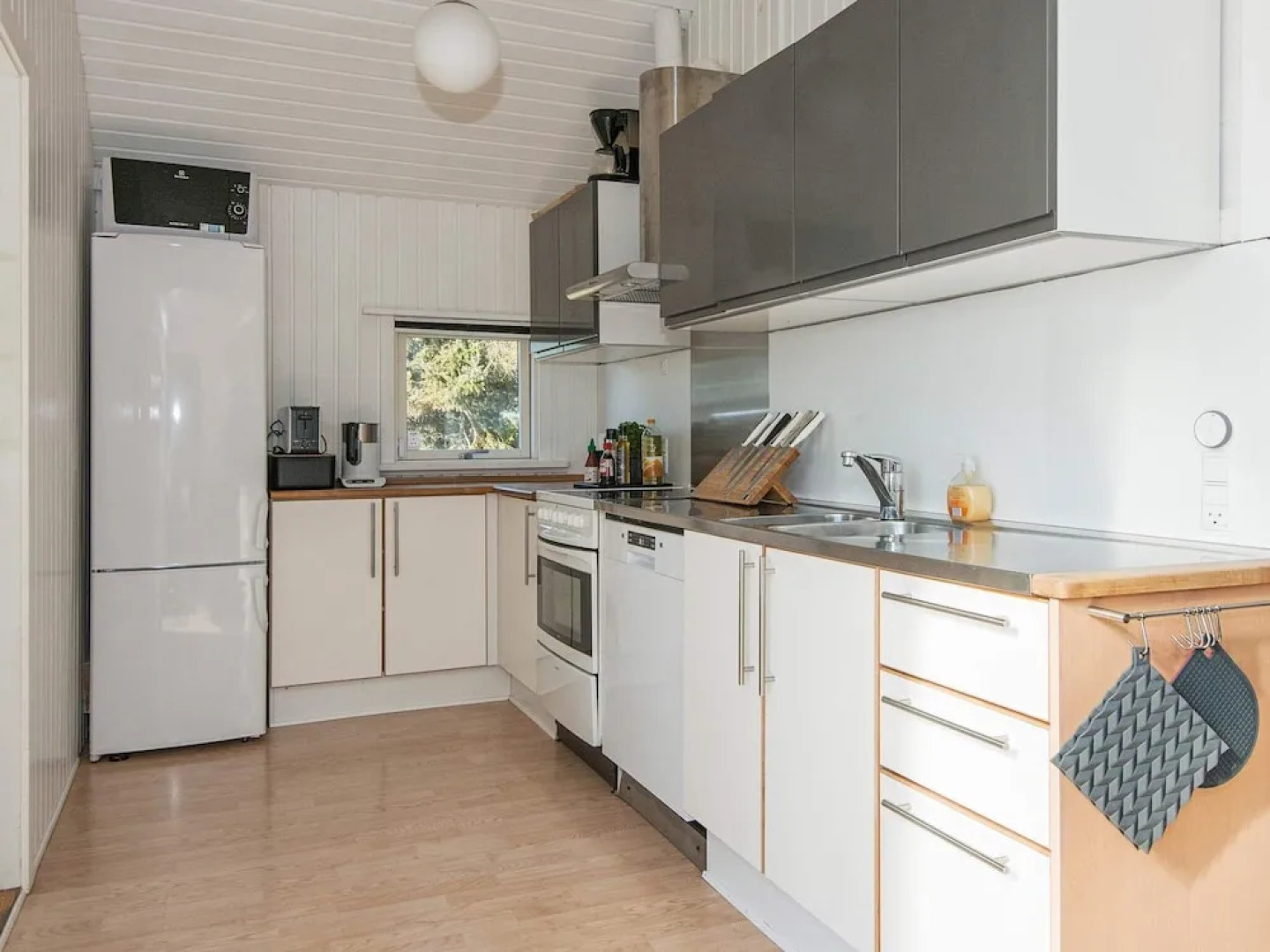 Cozy Holiday Home in Rømø With Swimming Pool