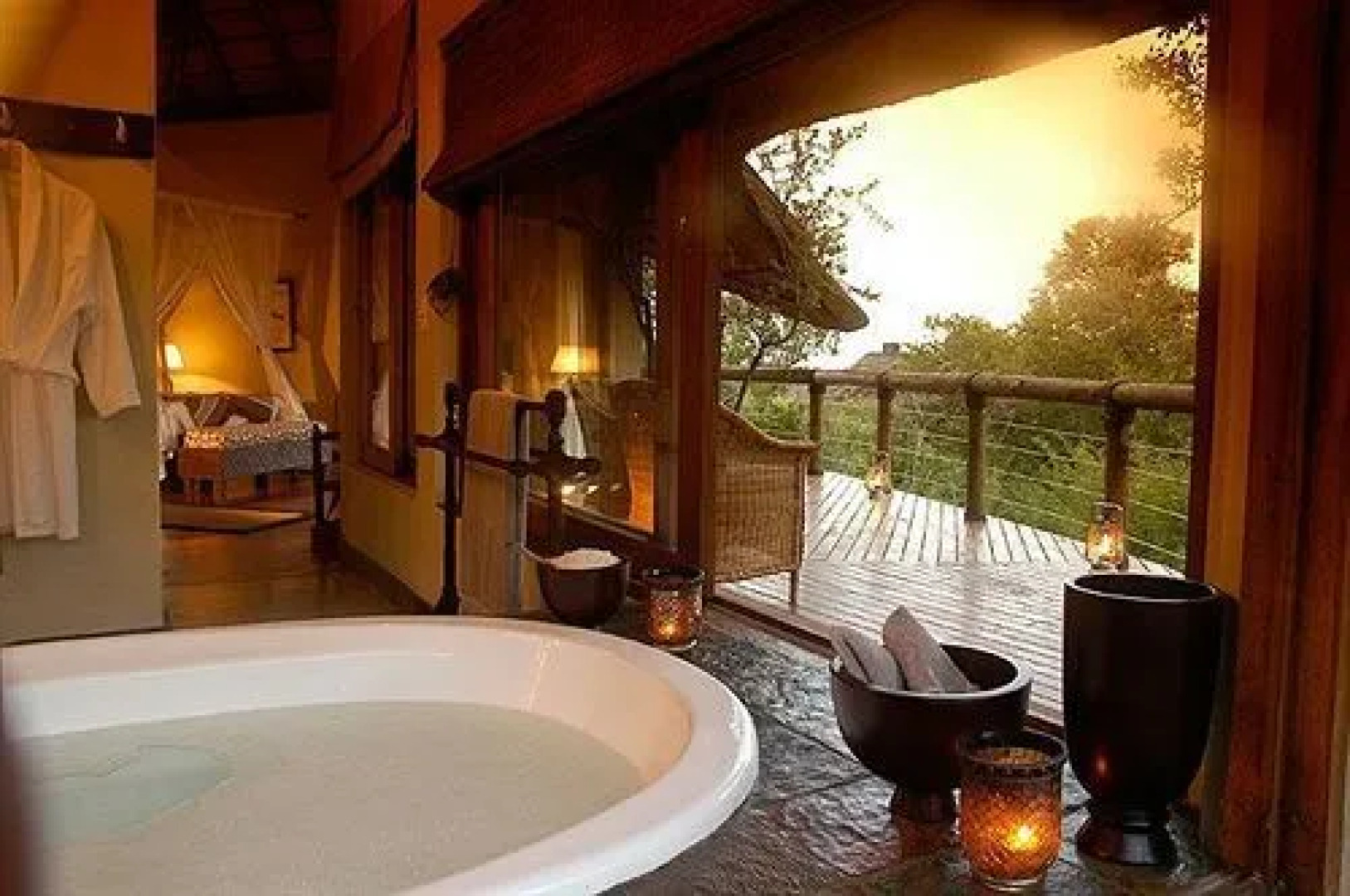 Tuningi Safari Lodge
