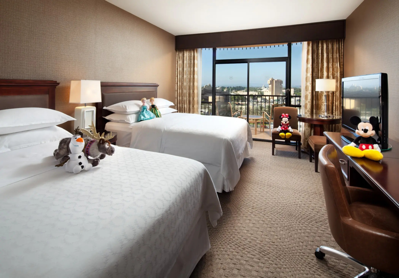 Sheraton Park Hotel at the Anaheim Resort
