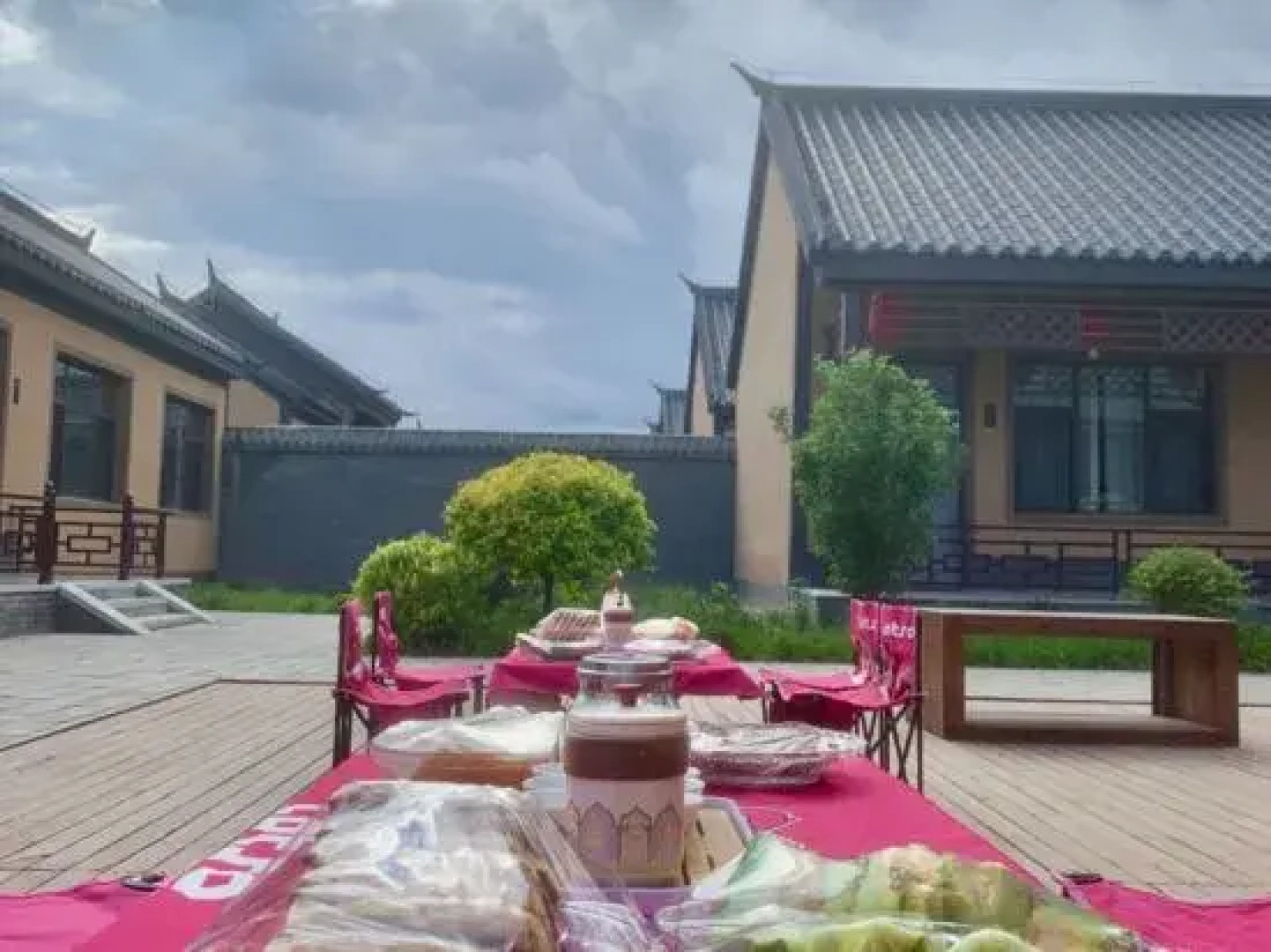 Tianxi Courtyard Hotel