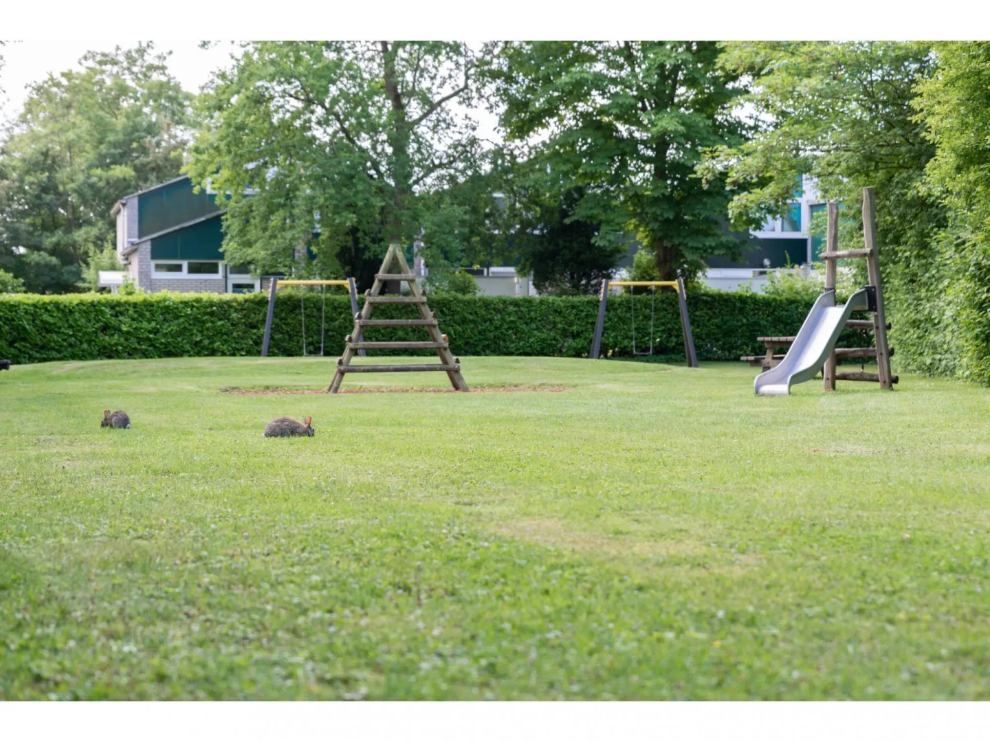 Nice Holiday Home in Quiet Park near Veerse Meer