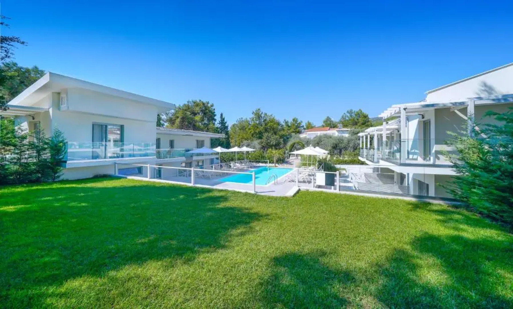 The Elegant Apartments