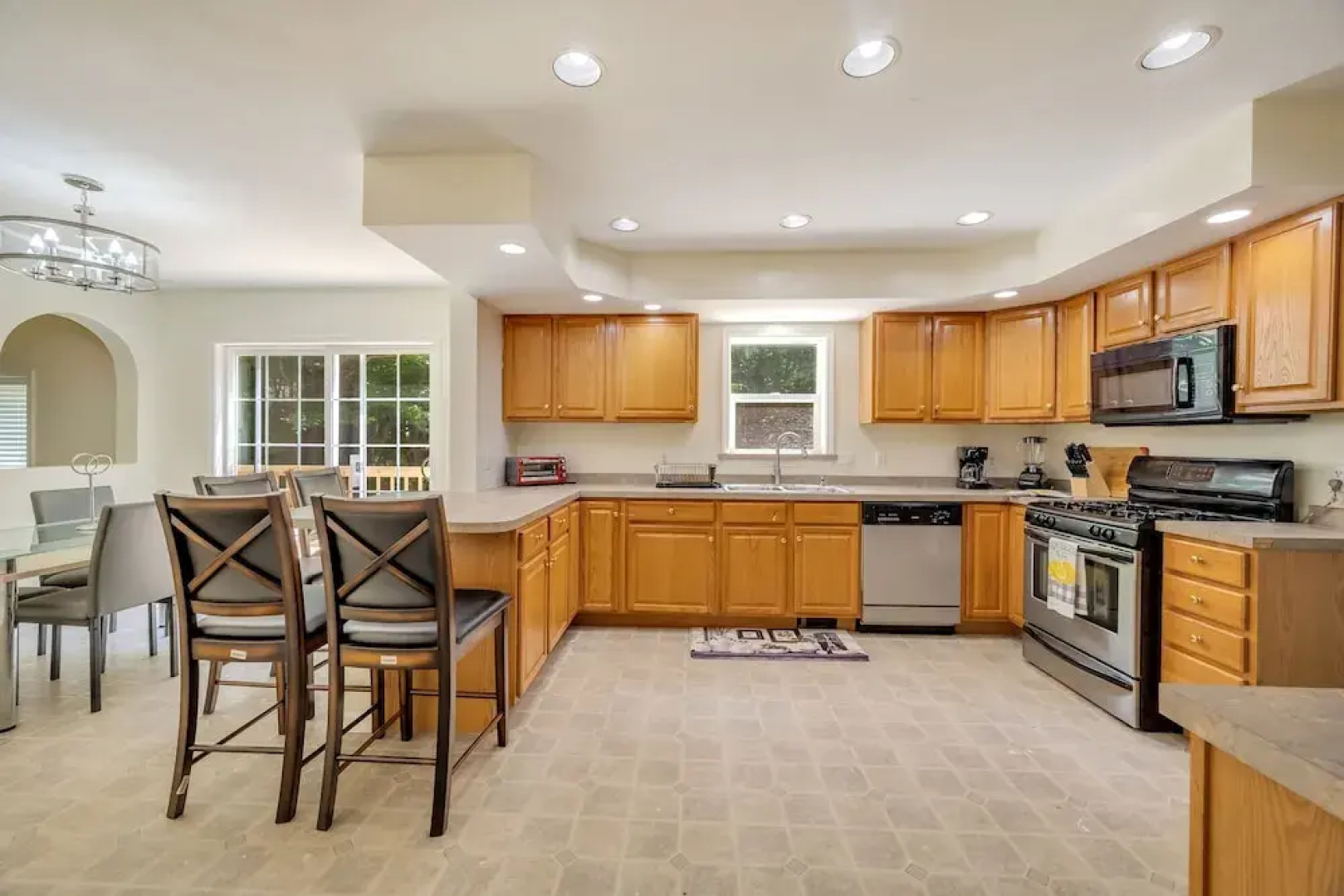2900sqft villa near ski & snowboarding