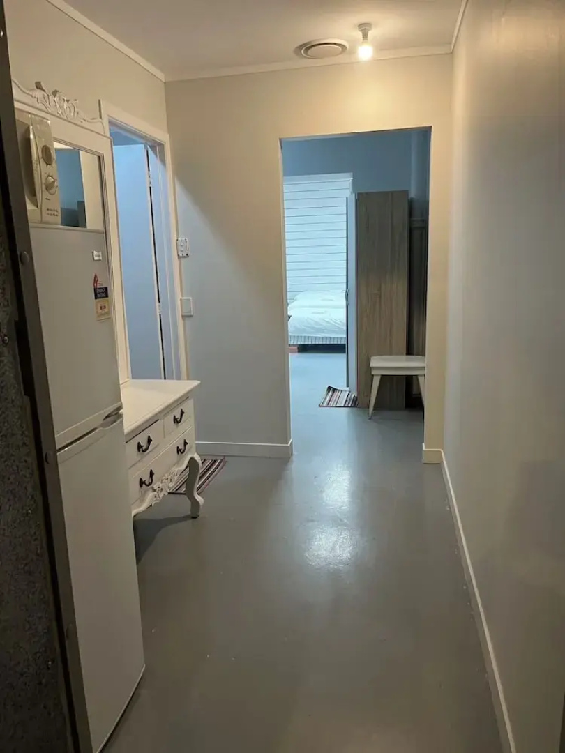 3 single and 2 sofa beds Studio Suite 7