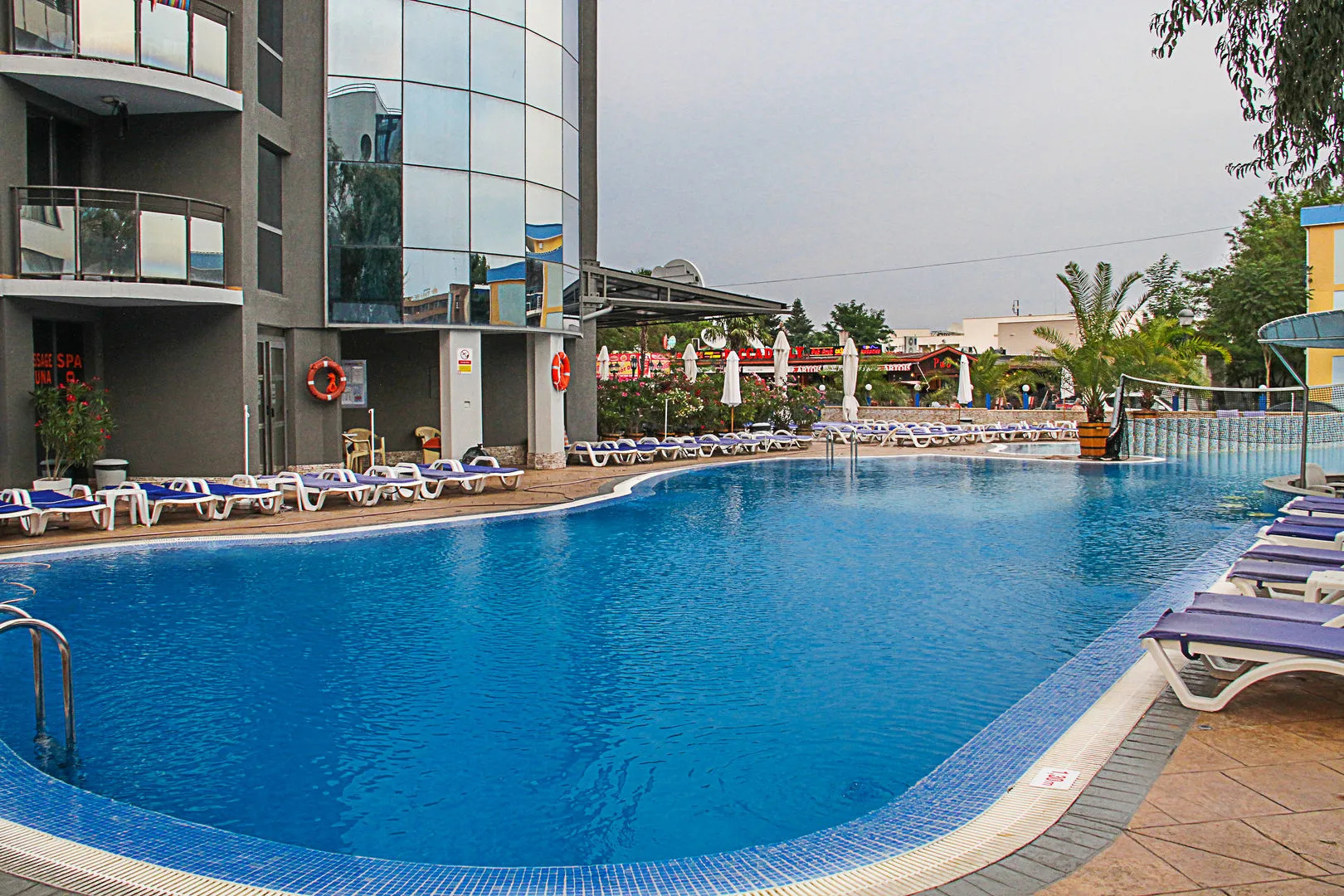 Smartline Meridian Hotel