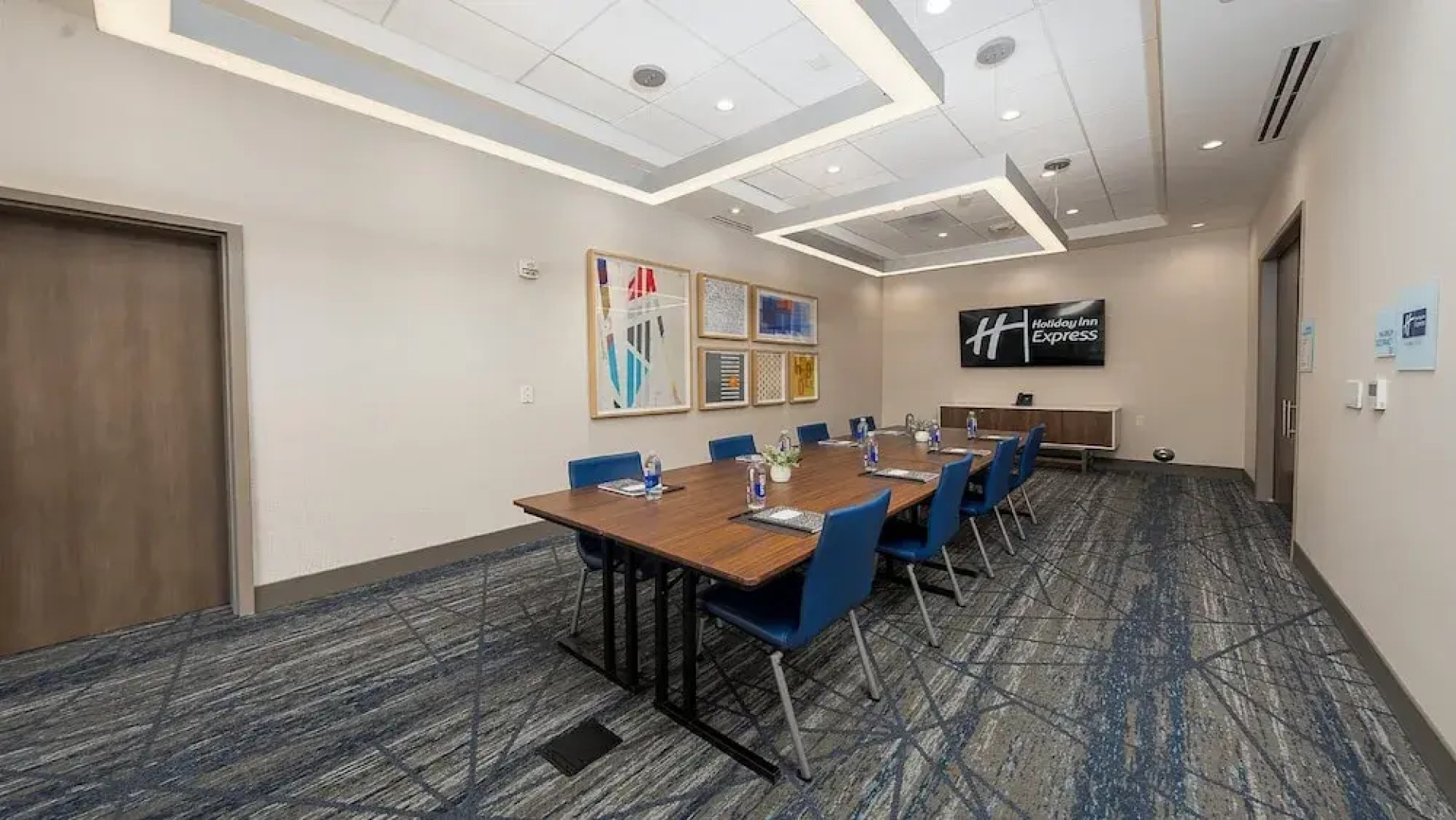 Holiday Inn Express & Suites Ridgecrest - China Lake by IHG