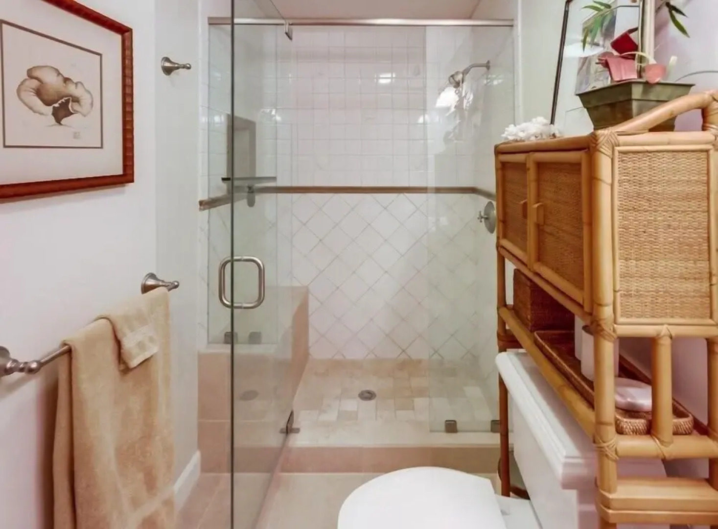 Sbtc161 3 Bedroom Condo