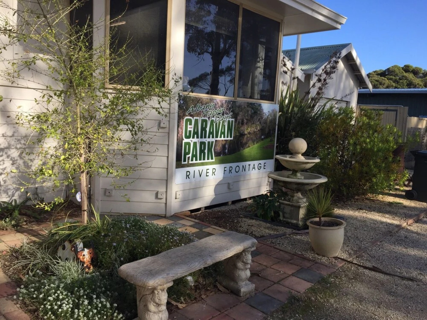 Albany Happy Days Caravan Park