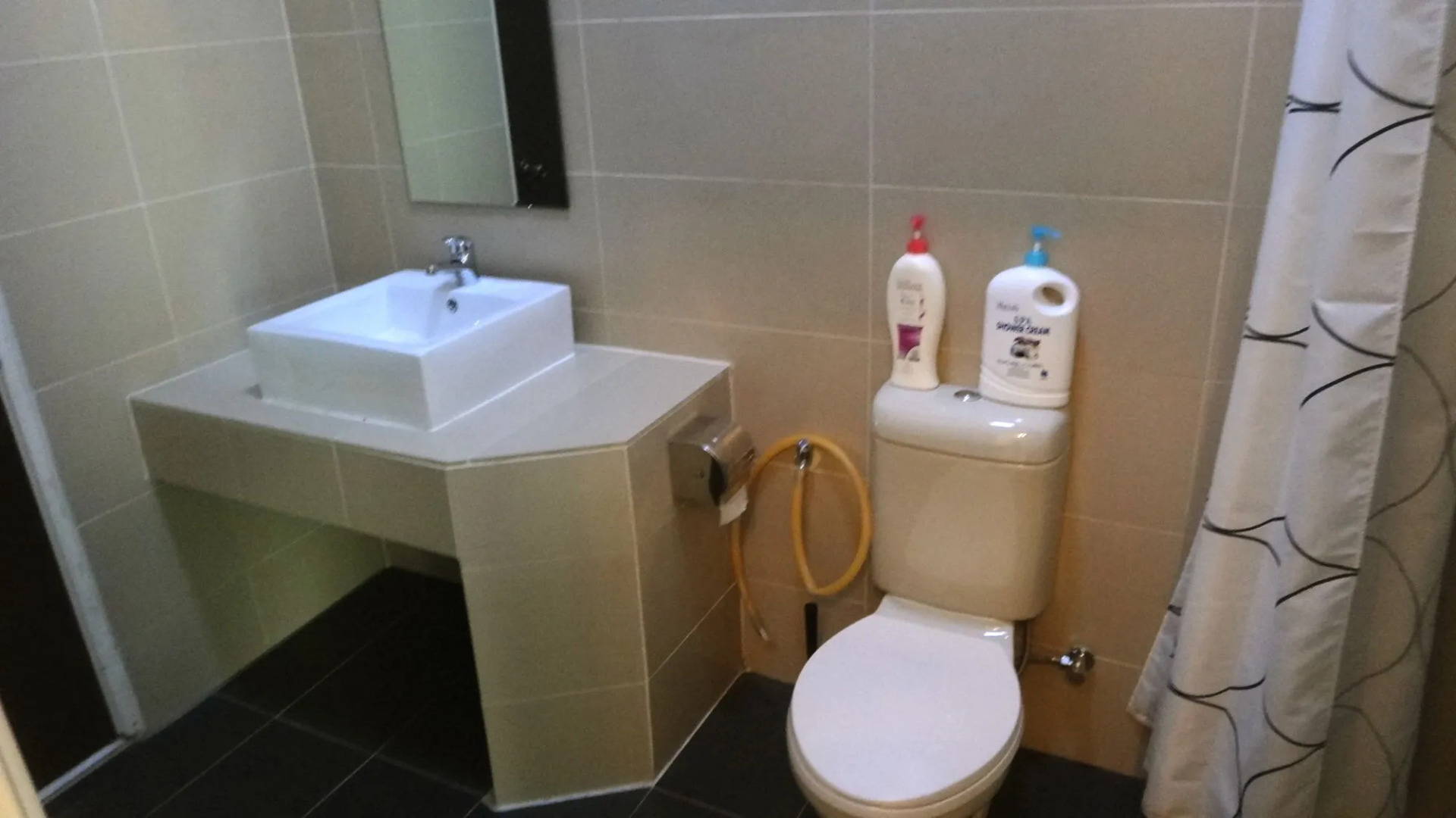 Rumah Putih near KLIA & Xiamen University