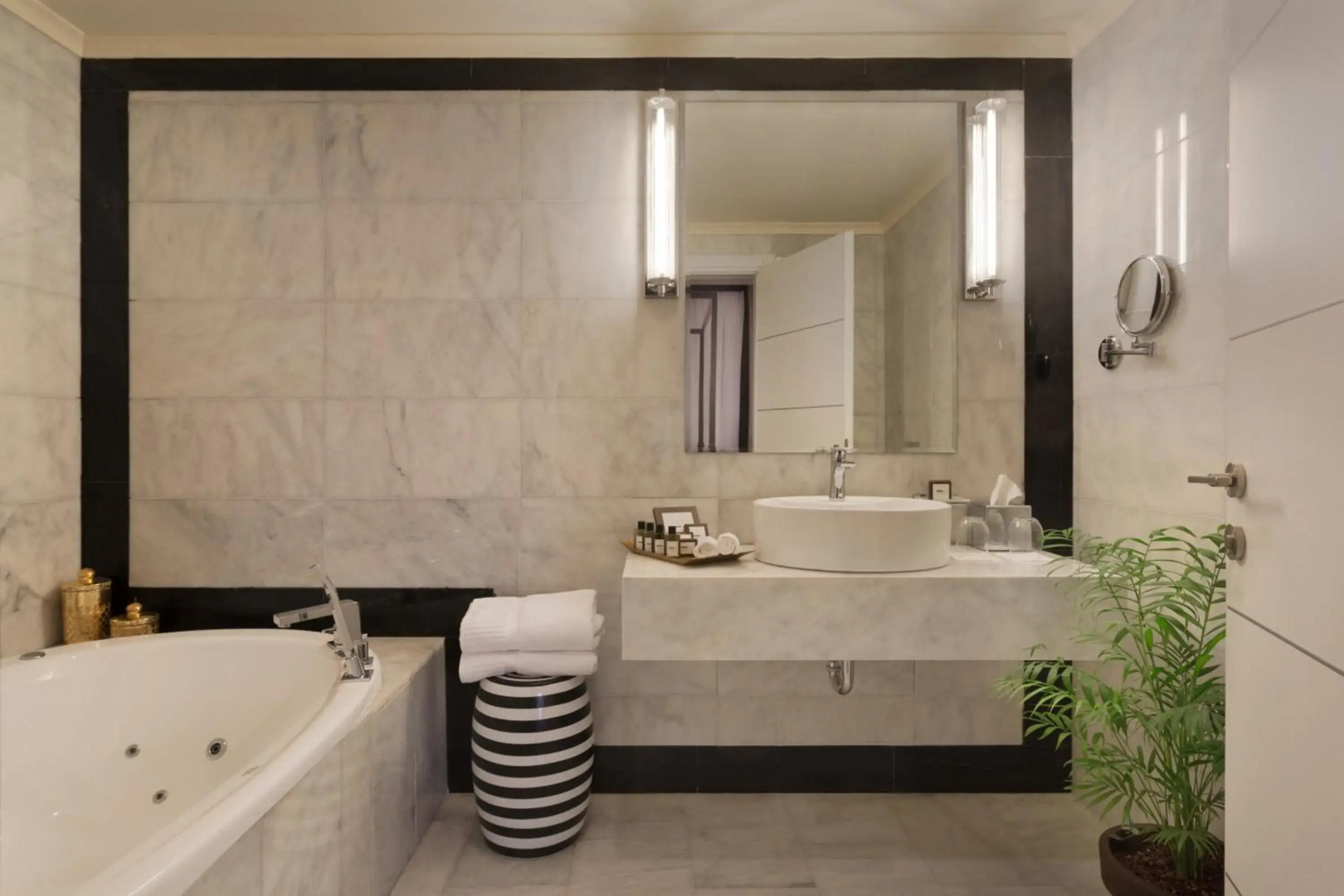 Brown Beach House by Brown Hotels