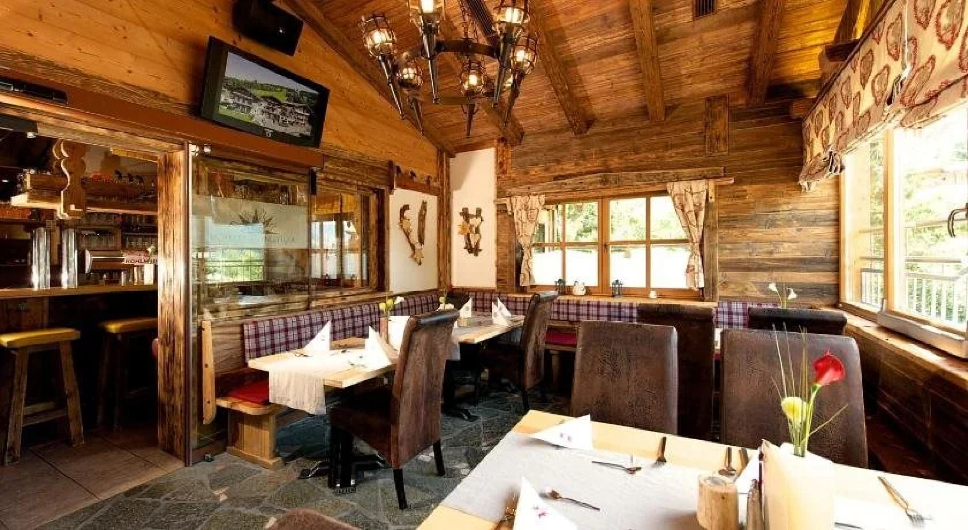 Hotel Astrid - Ski In & Ski Out