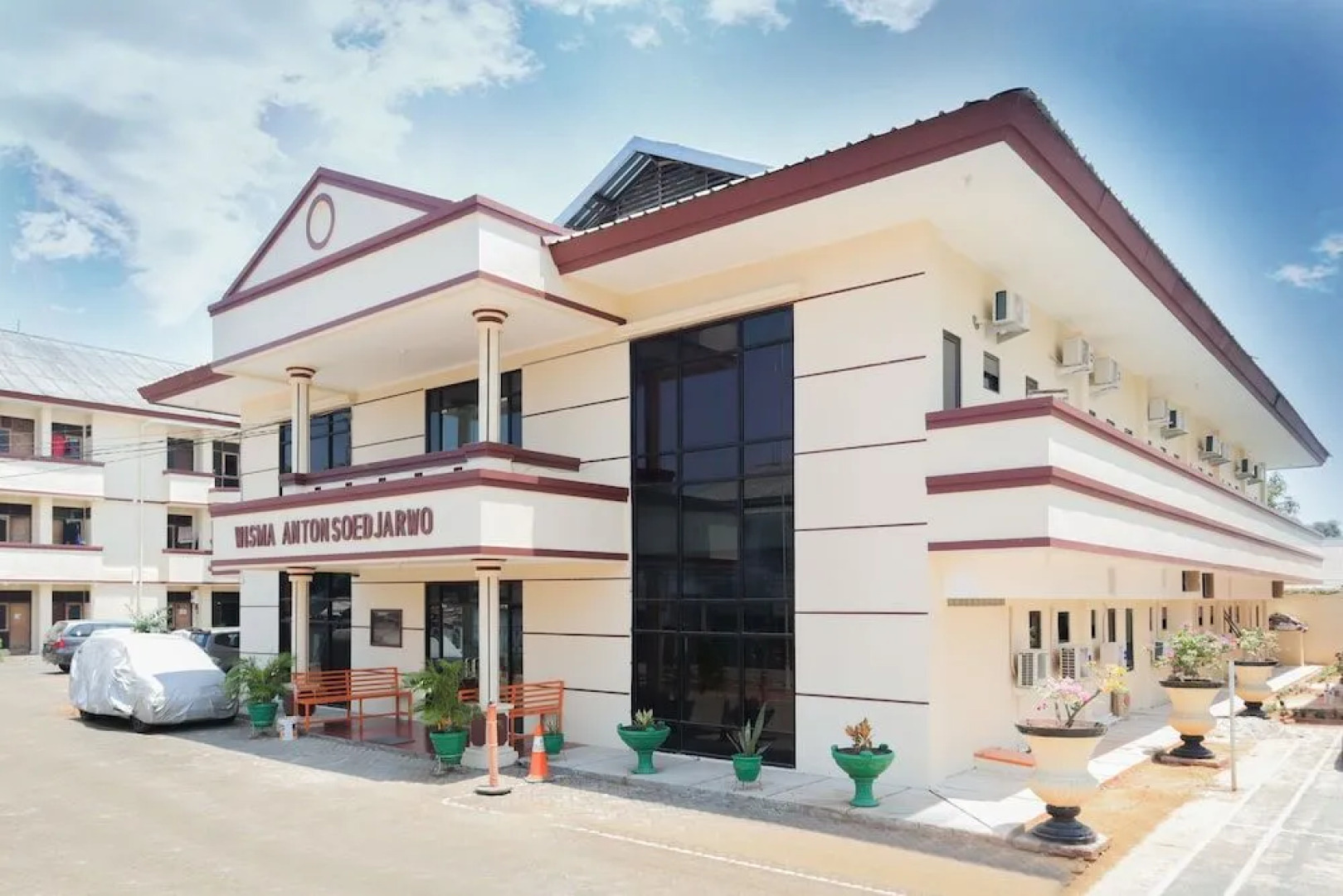 OYO 1219 Wisma Anton Soedjarwo