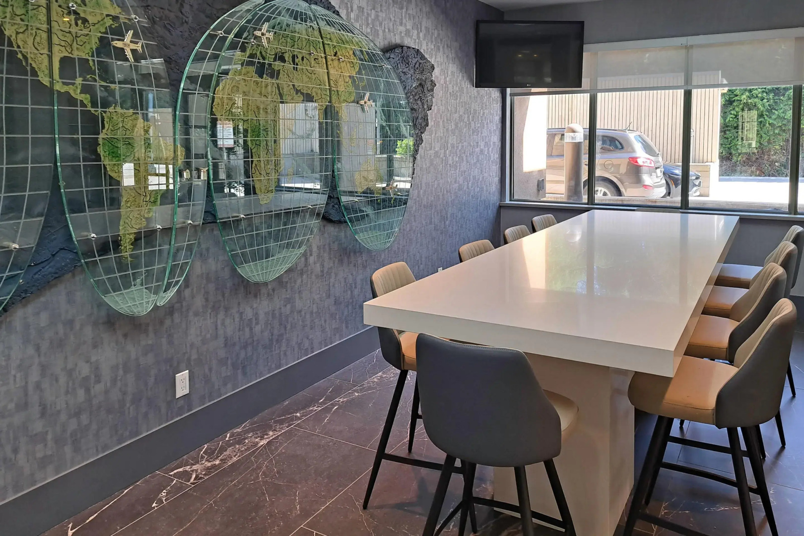 Comfort Hotel Vancouver Airport