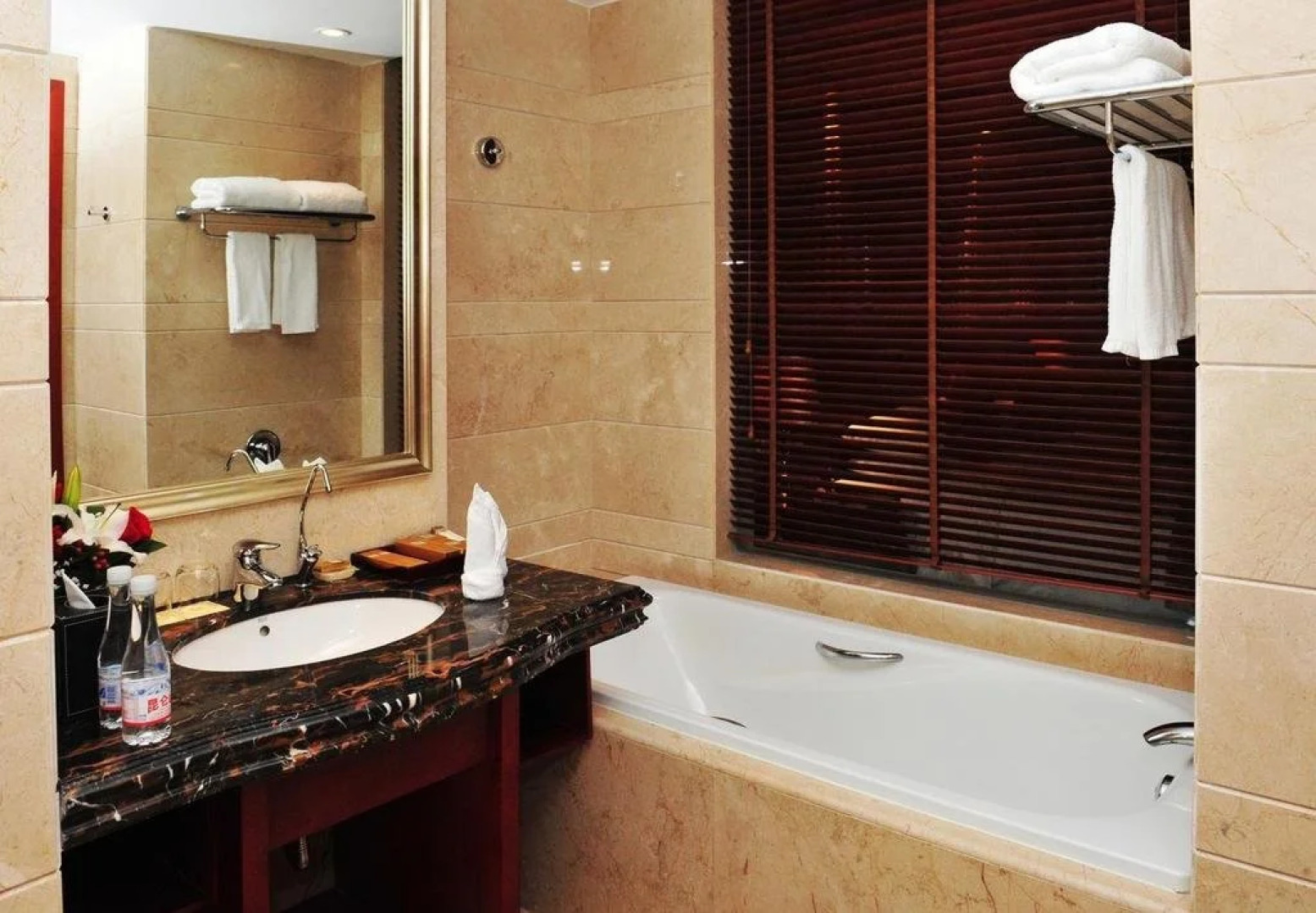 Best Western Sanhe Grand Hotel